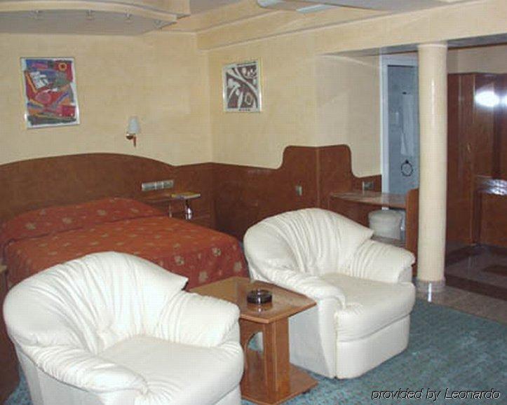 Hotel Carpati Baia Mare Camera foto